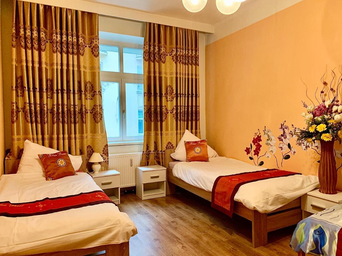 Blue Rose Apartman Karlsbad Exteriör bild