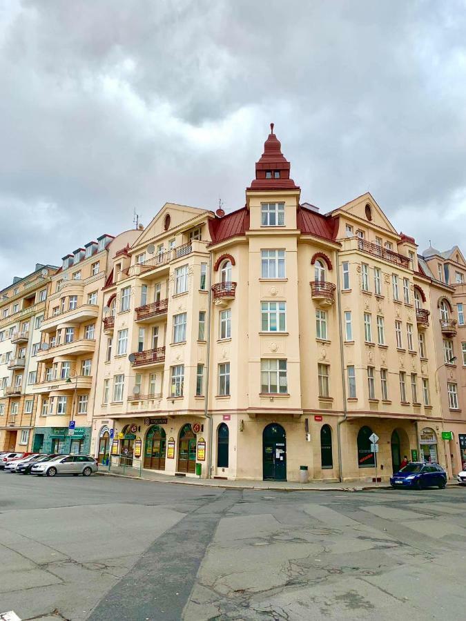 Blue Rose Apartman Karlsbad Exteriör bild